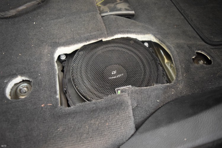 RX6܇(ch)bӢCV RS6.3׌ԭجF-l(f)